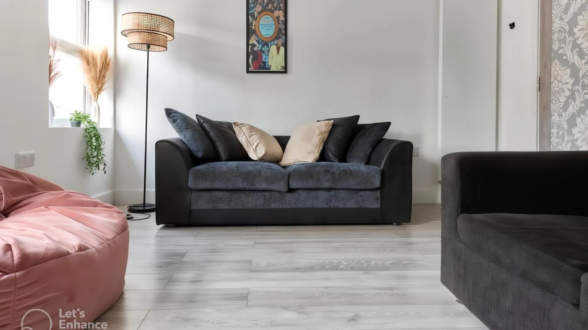 6 Sleeper Sanctuary In Bricklane Apartment London 0*,  United Kingdom